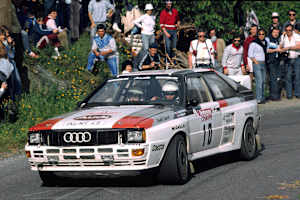 Michèle Mouton mit ihrem Audi Quattro, hier 1983 auf Korsika
