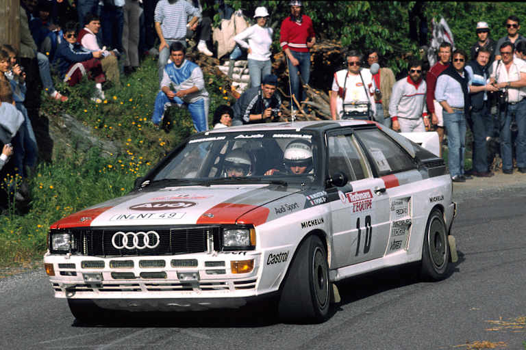 Michèle Mouton mit ihrem Audi Quattro, hier 1983 auf Korsika