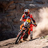 Daniel Sanders (KTM) holte seinen ersten Etappensieg bei der Dakar 2026