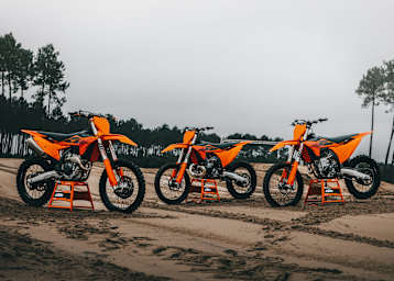 KTM stellt seine neuen Supercross-Bikes vor