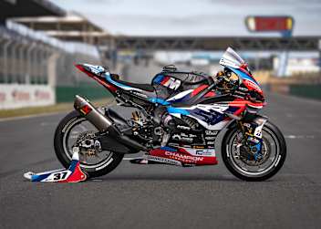 DIe BMW M1000RR für die EWC 2026