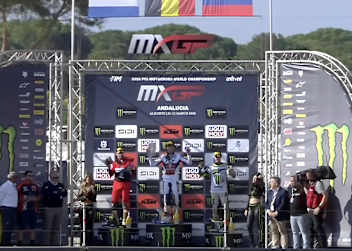 Das Podium in Almonte