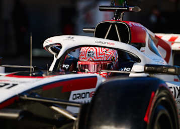 Esteban Ocon erlebte beim Shakedown am Steuer des VF-26 eine Überraschung