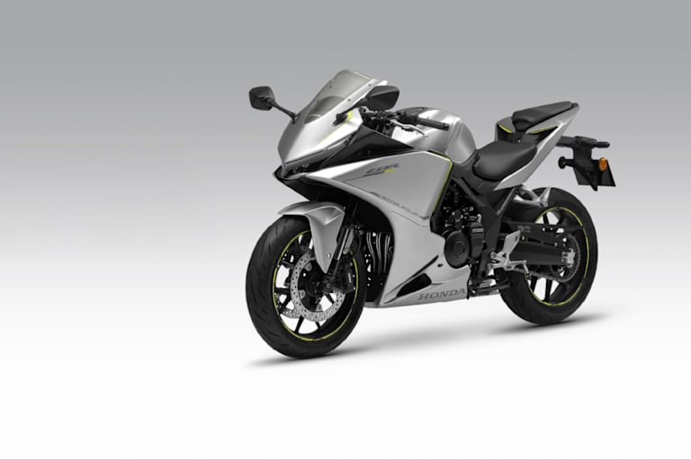Noch ein Vierzylinder: Hondas CBR500R Four, eng verwandt mit CBR400R Four