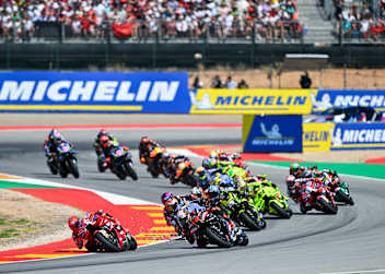 Kleiner Patzer: Nach dem Start deaktivierte Marc Marquez sein Device nicht