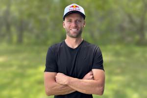 Brad Binder sitzt 2027 auf einer BMW M1000RR