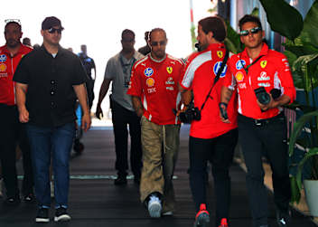 Lewis Hamilton fühlt sich sehr wohl bei Ferrari