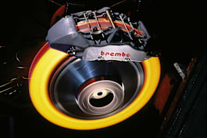Glühend heiss: Brembo-F1-Bremsen an der Arbeit