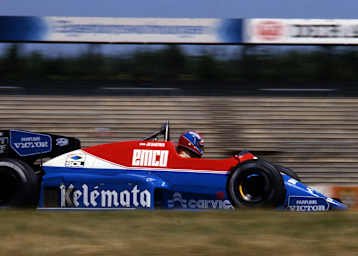 Jo Gartner im Formel-1-Auto von Osella