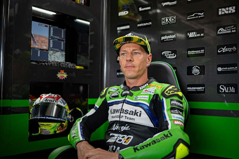 Dominique Aegerter wirkt ratlos