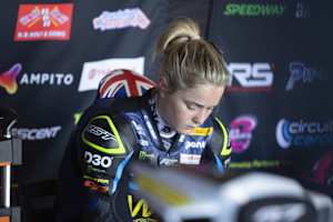 Chloe Jones steht nach dem Saisonauftakt bereits unter Druck