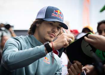 Nikola Tsolov hofft auf seine Formel-1-Chance im nächsten Jahr