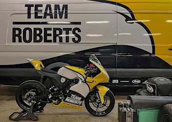 Die Kramer APX-350 MA vom Team Roberts