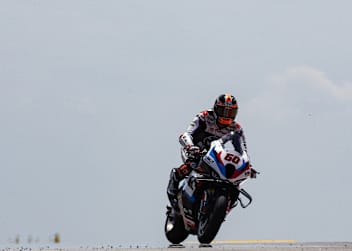 Michael van der Mark ist der einzige BMW-Pilot beim Michelin-Test
