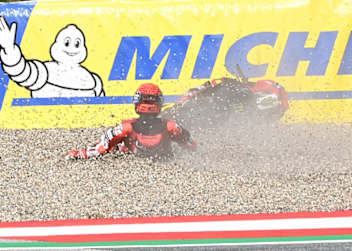 Genie und Wahnsinn: Bestzeit und Sturz im FP2 für Marc Marquez
