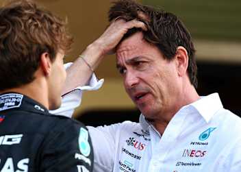 George Russell und Toto Wolff