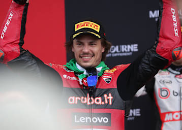 Nicolo Bulega mit einem weiteren Superbike-Sieg