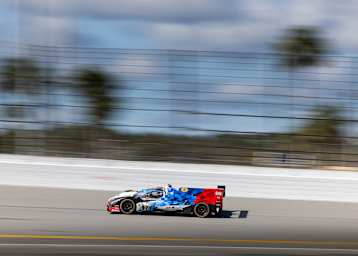 Der BMW M Hybrid V8 in Daytona