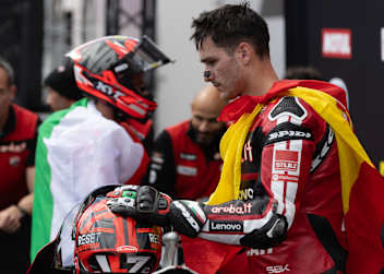 Nicolo Bulega gewinnt in Serie, Iker Lecuona bleiben nur zweite Plätze