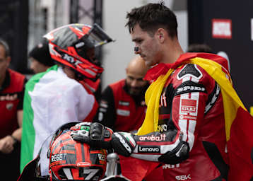 Nicolo Bulega gewinnt in Serie, Iker Lecuona bleiben nur zweite Plätze