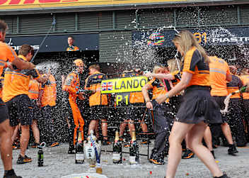 Lando Norris bescherte dem McLaren-Team in Ungarn den 1. GP-Sieg der Saison