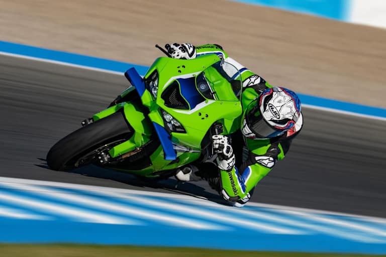 Die neue Kawasaki mit ausladenden Flügeln