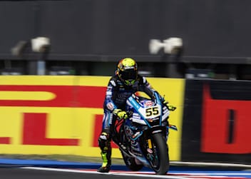 Die Yamaha R1 ist das älteste Superbike im Feld