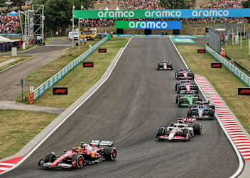 Der alte Asphalt auf dem Hungaroring ist rau