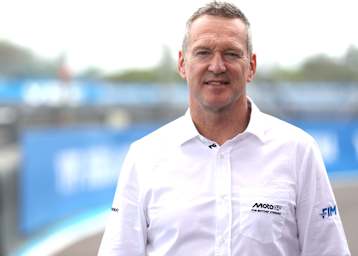 Seit 2025 leitet Simon Crafar die FIM MotoGP Stewards