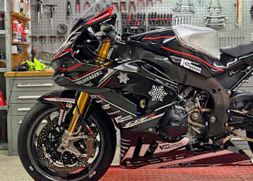 Hobelsberger Honda im Weihnachts-Look