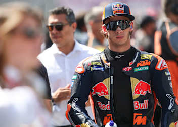 Pedro Acosta hält bewusst Abstand zu seinen MotoGP-Kollegen