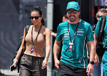 Fernando Alonso mit seiner Freundin Melissa Jimenez Dionisio 
