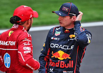 Lewis Hamilton und Max Verstappen
