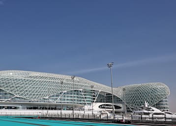 Der Yas Marina Circuit in Abu Dhabi