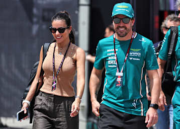 Fernando Alonso mit seiner Freundin Melissa Jimenez Dionisio 