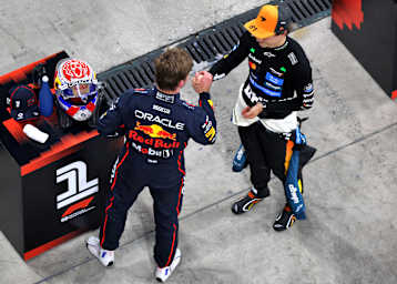 Max Verstappen und Oscar Piastri