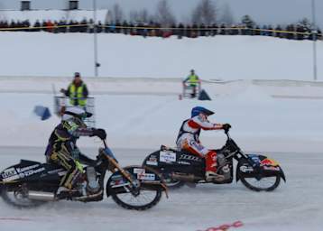 Max Niedermaier (li.) gegen Franz Zorn