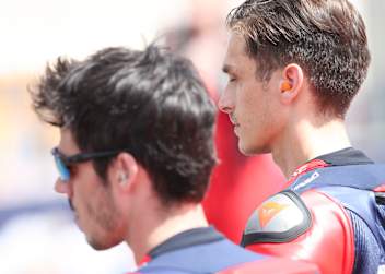 Luca Marini mit Honda-Teamkollege Joan Mir