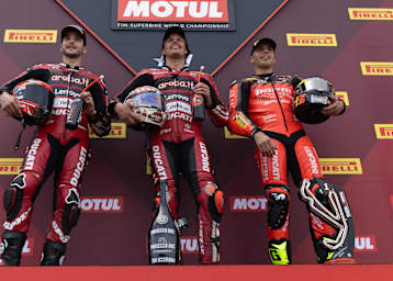 Iker Lecuona, Nicolo Bulega und Yari Montella (v.l.)