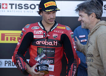 Carlos Checa und Nicolo Bulega trafen sich mehrfach