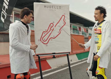 Marco Bezzecchi (l.) und Franco Morbidelli in Mugello
