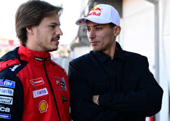 Nicolo Bulega (li.) und Toprak Razgatlioglu