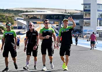 Dominique Aegerter (re.) in Jerez