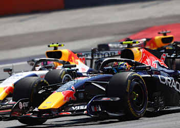 Isack Hadjar (Red Bull Racing, vorne) gegen Liam Lawson (Racing Bulls)
