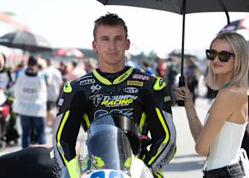 Oli Bayliss mit Freundin