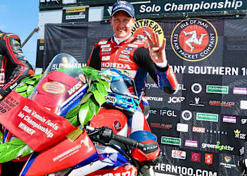 Dean Harrison zeigt es: Vier Siege beim Southern 100