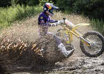 Ken Roczen auf Adventure-Tour in England