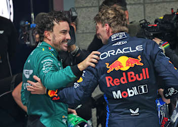 Fernando Alonso und Max Verstappen