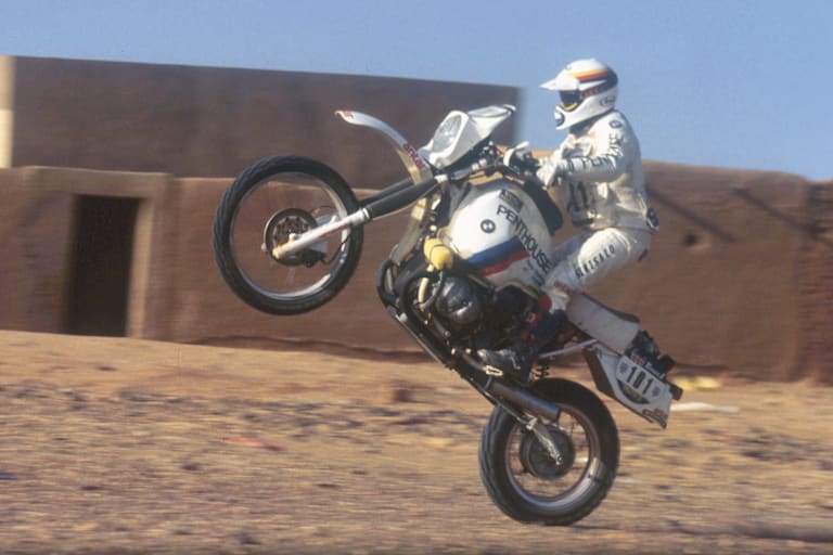 Gaston Rahier und seine BMW bei der Paris-Dakar 1984