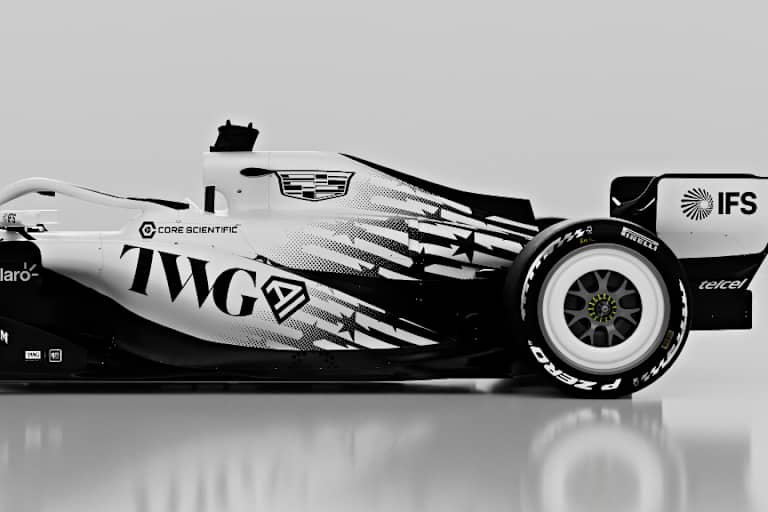 Streifen & Sterne: Das ist der Cadillac-Look für das Miami-Wochenende